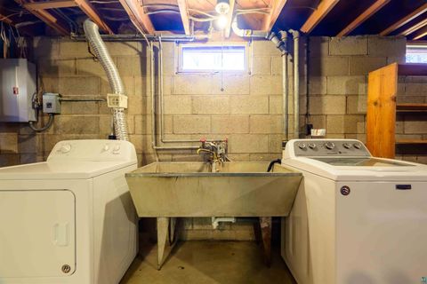 Tiny photo for 3714 Woodland Ave, Duluth, MN 55803 (MLS # 6124949)