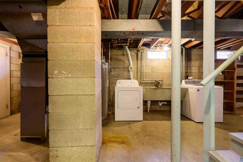 Tiny photo for 3714 Woodland Ave, Duluth, MN 55803 (MLS # 6124949)