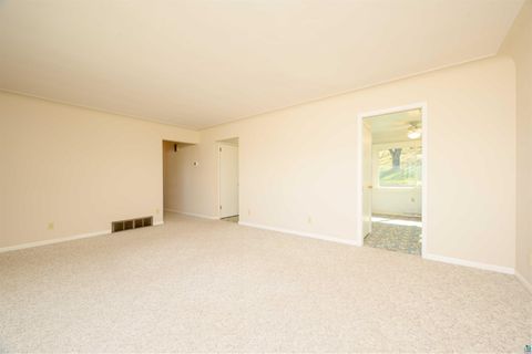 Tiny photo for 3714 Woodland Ave, Duluth, MN 55803 (MLS # 6124949)
