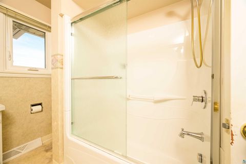 Tiny photo for 3714 Woodland Ave, Duluth, MN 55803 (MLS # 6124949)