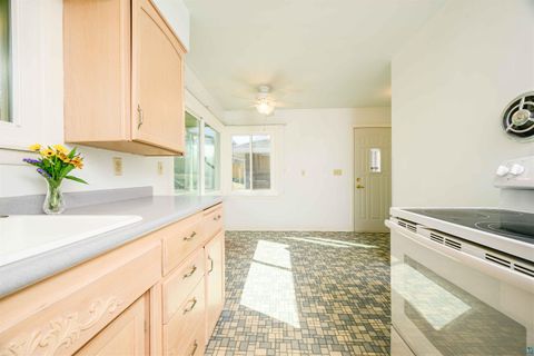Tiny photo for 3714 Woodland Ave, Duluth, MN 55803 (MLS # 6124949)