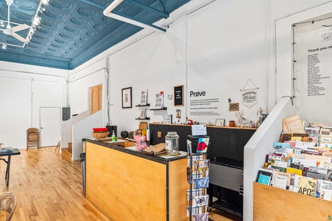 Tiny photo for 21 N Lake Ave, Duluth, MN 55802 (MLS # 6125984)