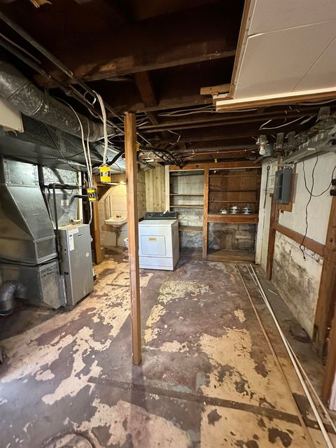 Tiny photo for 21 S 55th Ave E, Duluth, MN 55804 (MLS # 6123506)