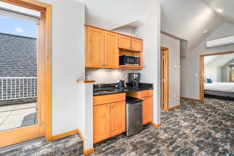 Tiny photo for 2100 Water St #302A, Duluth, MN 55812 (MLS # 6126995)