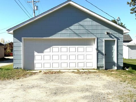 Tiny photo for 954 E Camp St, Ely, MN 55731 (MLS # 6124277)