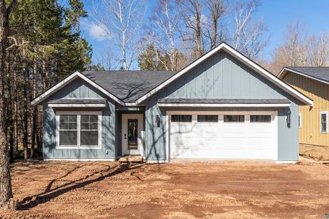 Photo of 3817 Fountain Gate Dr, Duluth, MN 55811 (MLS # 6124898)