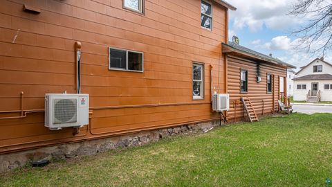 Tiny photo for 955 E Sheridan St, Ely, MN 55731 (MLS # 6125842)