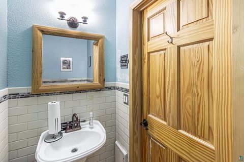 Tiny photo for 955 E Sheridan St, Ely, MN 55731 (MLS # 6125842)