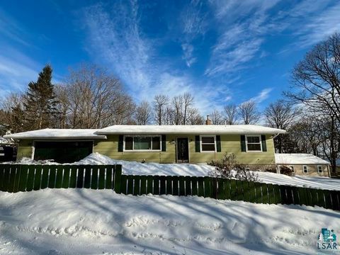 Photo of 1320 Missouri Ave, Duluth, MN 55811 (MLS # 6126208)