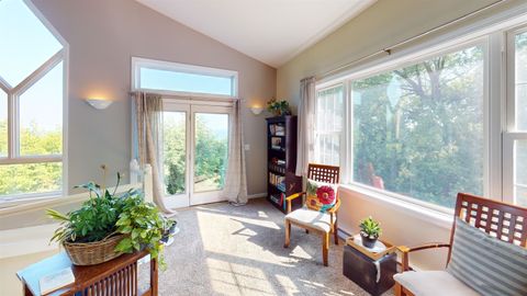 Tiny photo for 908 E Skyline Pkwy, Duluth, MN 55805 (MLS # 6123267)