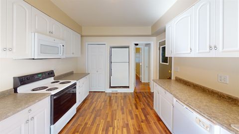 Tiny photo for 908 E Skyline Pkwy, Duluth, MN 55805 (MLS # 6123267)