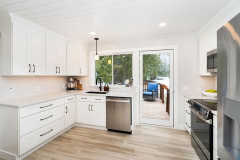 Tiny photo for 3928 Haines Rd, Duluth, MN 55811 (MLS # 6124279)