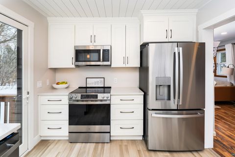 Tiny photo for 3928 Haines Rd, Duluth, MN 55811 (MLS # 6124279)