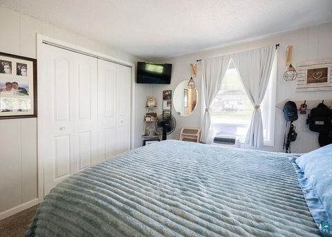 Tiny photo for 216 13th St, Proctor, MN 55810 (MLS # 6125625)