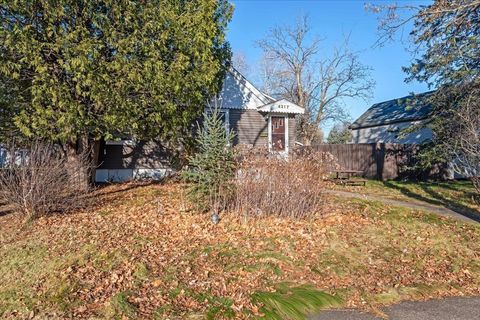 Tiny photo for 4217 Peabody St, Duluth, MN 55804 (MLS # 6123045)