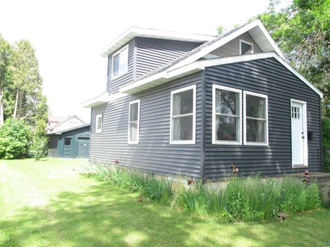 Tiny photo for 421 8th St, Cloquet, MN 55720 (MLS # 6126364)