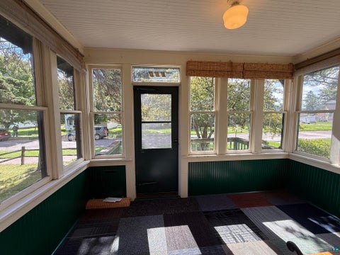 Tiny photo for 521 8th Ave, Two Harbors, MN 55616 (MLS # 6128104)