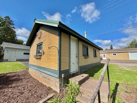 Tiny photo for 521 8th Ave, Two Harbors, MN 55616 (MLS # 6128104)