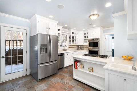 Tiny photo for 2702 Woodland Ave, Duluth, MN 55803 (MLS # 6123604)