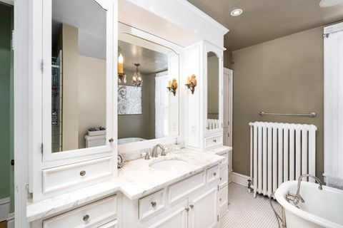 Tiny photo for 2702 Woodland Ave, Duluth, MN 55803 (MLS # 6123604)