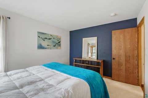 Tiny photo for 8528 S Columbus Ave, Bloomington, MN 55420 (MLS # 6126007)