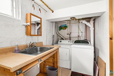 Tiny photo for 4215 Regent St, Duluth, MN 55804 (MLS # 6124817)