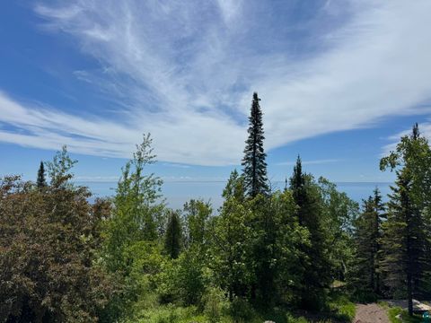 Tiny photo for 828 Slater Dr, Beaver Bay, MN 55601 (MLS # 6126365)