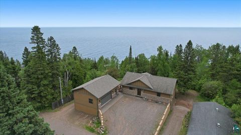 Photo of 828 Slater Dr, Beaver Bay, MN 55601 (MLS # 6126365)