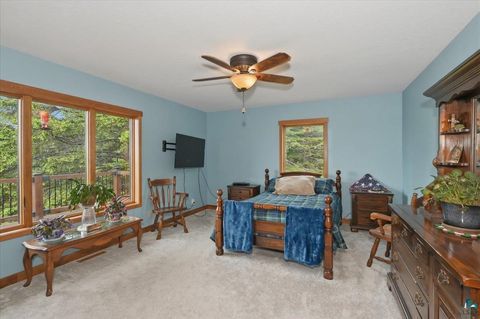 Tiny photo for 828 Slater Dr, Beaver Bay, MN 55601 (MLS # 6126365)