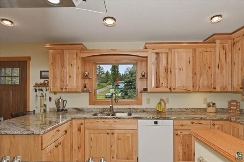 Tiny photo for 828 Slater Dr, Beaver Bay, MN 55601 (MLS # 6126365)