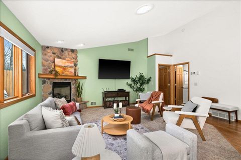 Tiny photo for 1145 Como Ave #1, Duluth, MN 55811 (MLS # 6123563)