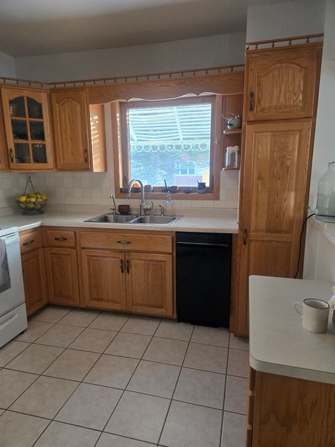 Tiny photo for 26 3rd St, Proctor, MN 55810 (MLS # 6123386)