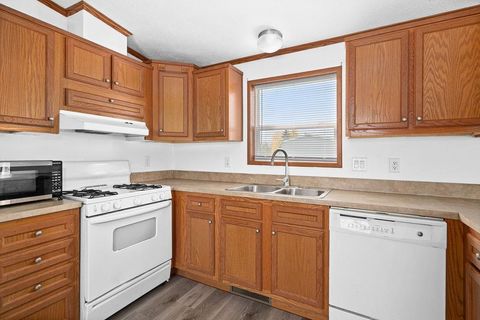 Tiny photo for 3908 Brian Rd, Duluth, MN 55803 (MLS # 6122717)