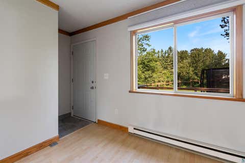 Tiny photo for 15 Rindahl Ln, Duluth, MN 55811 (MLS # 6126627)