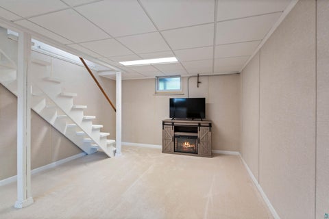 Tiny photo for 15 Rindahl Ln, Duluth, MN 55811 (MLS # 6126627)