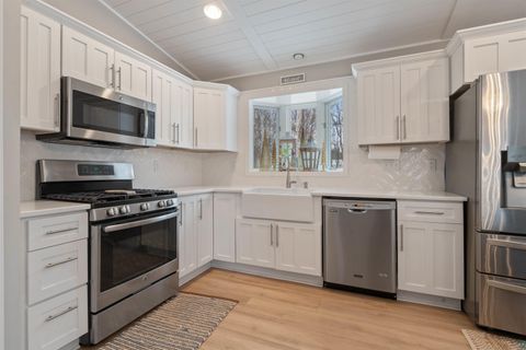 Tiny photo for 4809 Oak Ridge Dr, Hermantown, MN 55811 (MLS # 6124923)