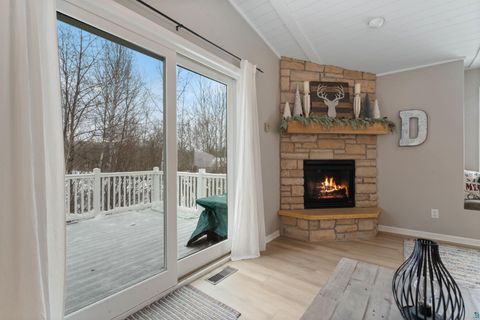 Tiny photo for 4809 Oak Ridge Dr, Hermantown, MN 55811 (MLS # 6124923)