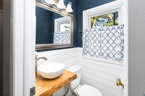 Tiny photo for 902 Madison Ave #902, Duluth, MN 55811 (MLS # 6126777)