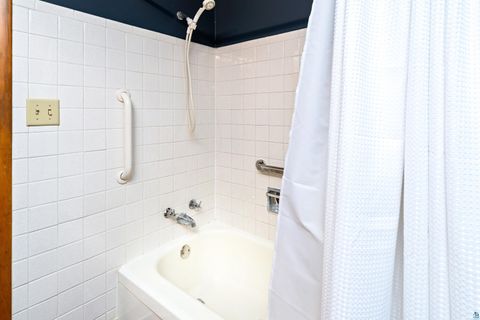 Tiny photo for 902 Madison Ave #902, Duluth, MN 55811 (MLS # 6126777)