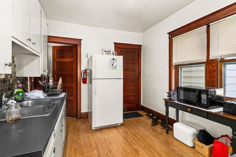 Tiny photo for 925 E 7th St, Duluth, MN 55805 (MLS # 6122736)