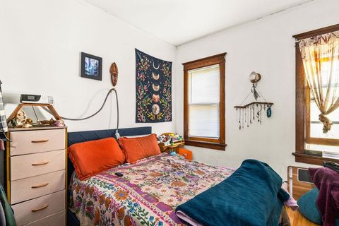 Tiny photo for 925 E 7th St, Duluth, MN 55805 (MLS # 6122736)