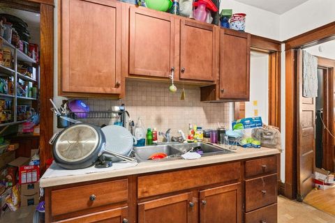 Tiny photo for 925 E 7th St, Duluth, MN 55805 (MLS # 6122736)