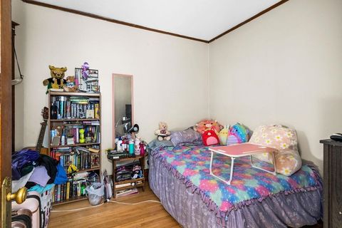 Tiny photo for 925 E 7th St, Duluth, MN 55805 (MLS # 6122736)