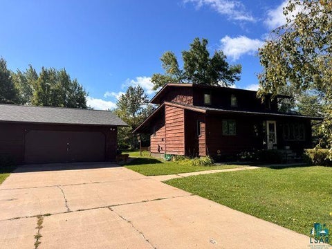 Tiny photo for 509 NW 12th St, Chisholm, MN 55719 (MLS # 6127848)