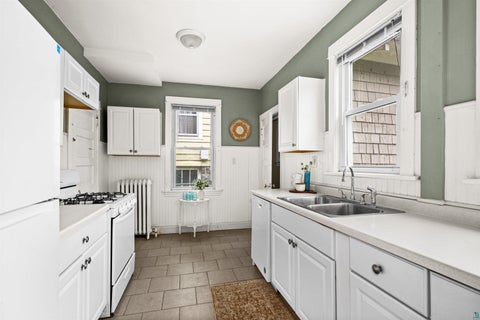 Tiny photo for 626 N 10th Ave E Ave, Duluth, MN 55805 (MLS # 6126064)