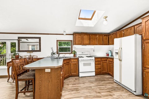 Tiny photo for 807 W Stowe St, Duluth, MN 55808 (MLS # 6127603)
