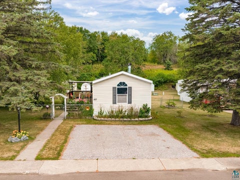 Tiny photo for 807 W Stowe St, Duluth, MN 55808 (MLS # 6127603)