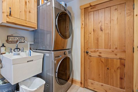 Tiny photo for 2405 W Cabin Circle Dr, Makinen, MN 55763 (MLS # 6124424)