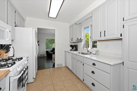 Tiny photo for 915 N 40th Ave E Ave, Duluth, MN 55804 (MLS # 6127721)
