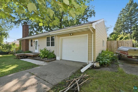 Tiny photo for 915 N 40th Ave E Ave, Duluth, MN 55804 (MLS # 6127721)
